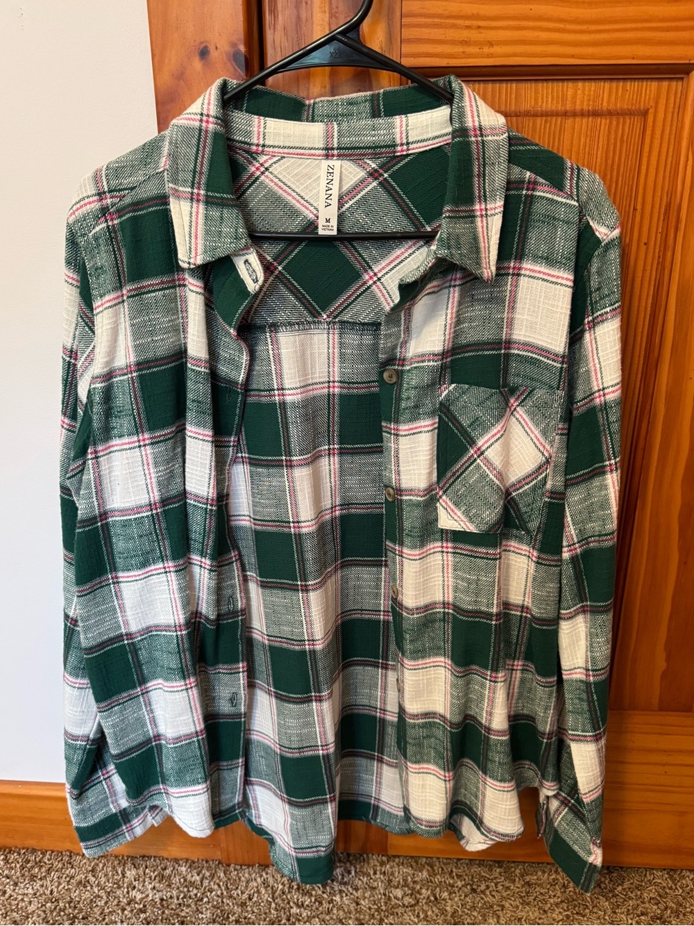 Green Plaid Flannel Shirt - Casual Button-Up